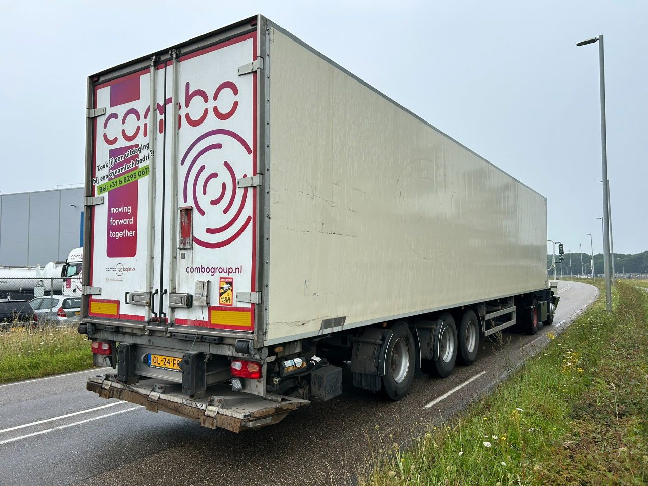 Van Eck Caurrier Vector 1850 / Steering axle / 1340 X 250 B X 265 H - Semi-remorque frigorifique: photos 3 Van Eck Caurrier Vector 1850 / Steering axle / 1340 X 250 B X 265 H - Semi-remorque frigorifique: photos 3