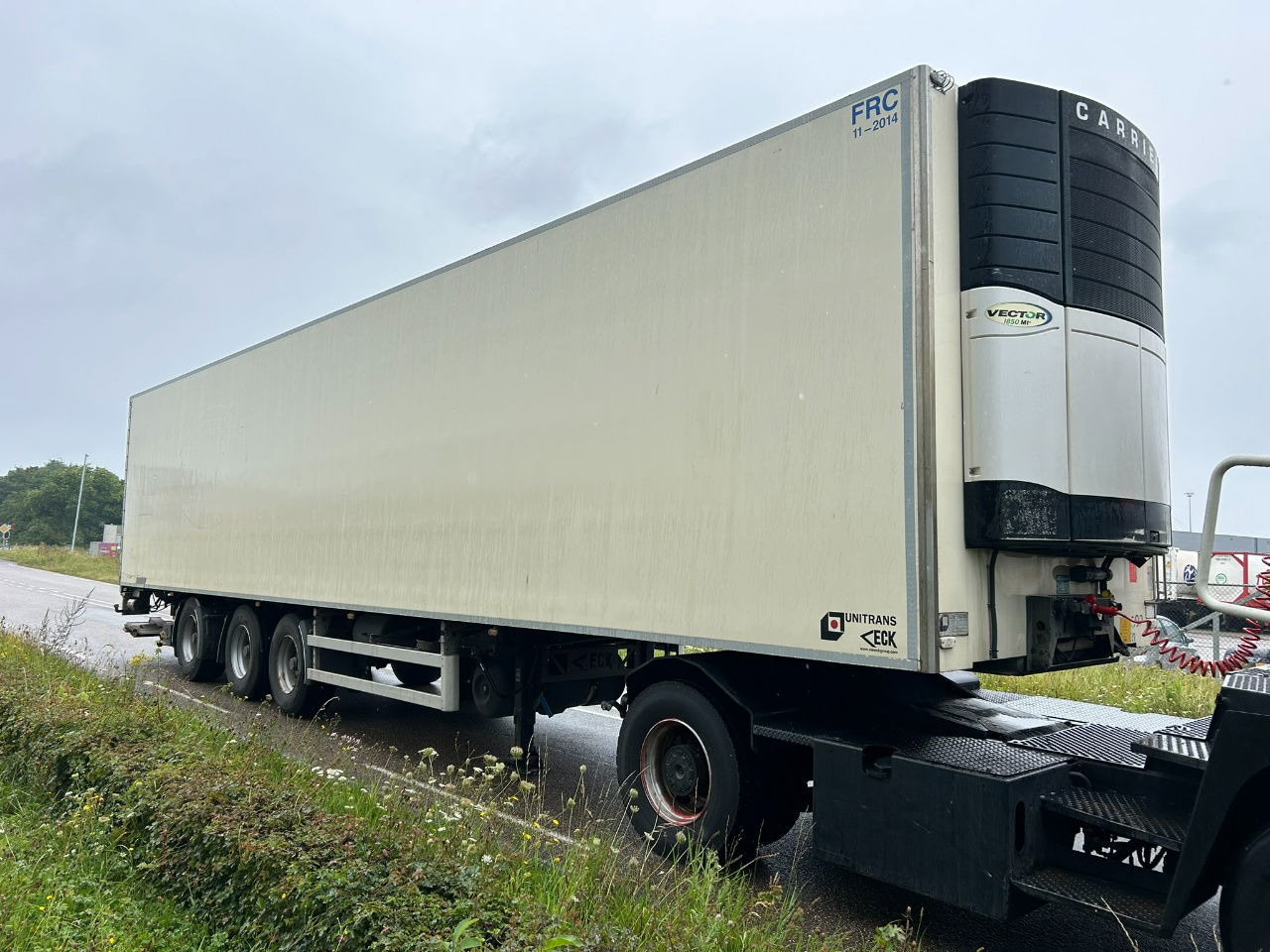 Van Eck Caurrier Vector 1850 / Steering axle / 1340 X 250 B X 265 H - Semi-remorque frigorifique: photos 1 Van Eck Caurrier Vector 1850 / Steering axle / 1340 X 250 B X 265 H - Semi-remorque frigorifique: photos 1