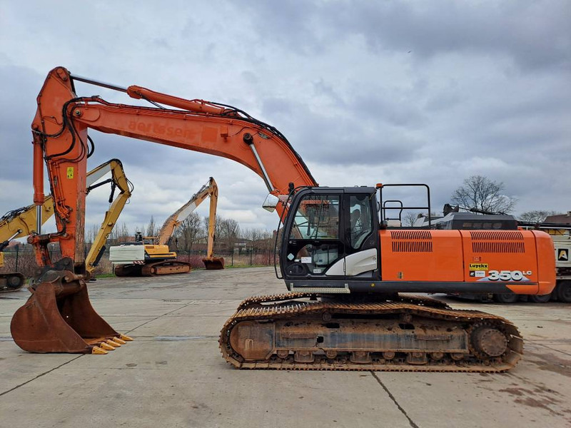 Hitachi ZX350LC-6 - Pelle sur chenille: photos 1 Hitachi ZX350LC-6 - Pelle sur chenille: photos 1