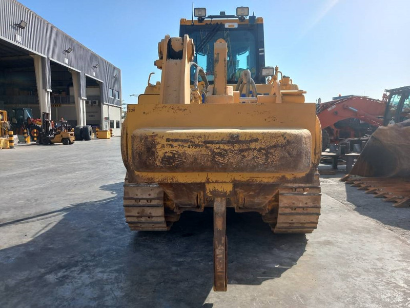 Komatsu D155A-6R (4 Pcs available in Abu Dhabi) - Bulldozer: photos 3 Komatsu D155A-6R (4 Pcs available in Abu Dhabi) - Bulldozer: photos 3