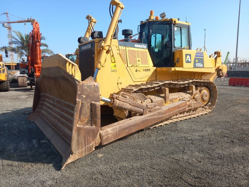 Komatsu D155A-6R (4pieces available in Abu Dhabi) - Bulldozer: photos 3 Komatsu D155A-6R (4pieces available in Abu Dhabi) - Bulldozer: photos 3