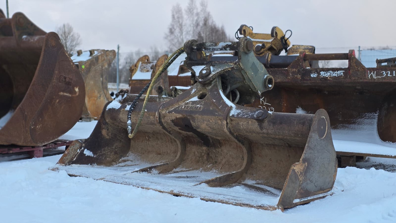 LIEBHERR SW48 2000mm - Godet pour pelle pour Pelle: photos 1 LIEBHERR SW48 2000mm - Godet pour pelle pour Pelle: photos 1