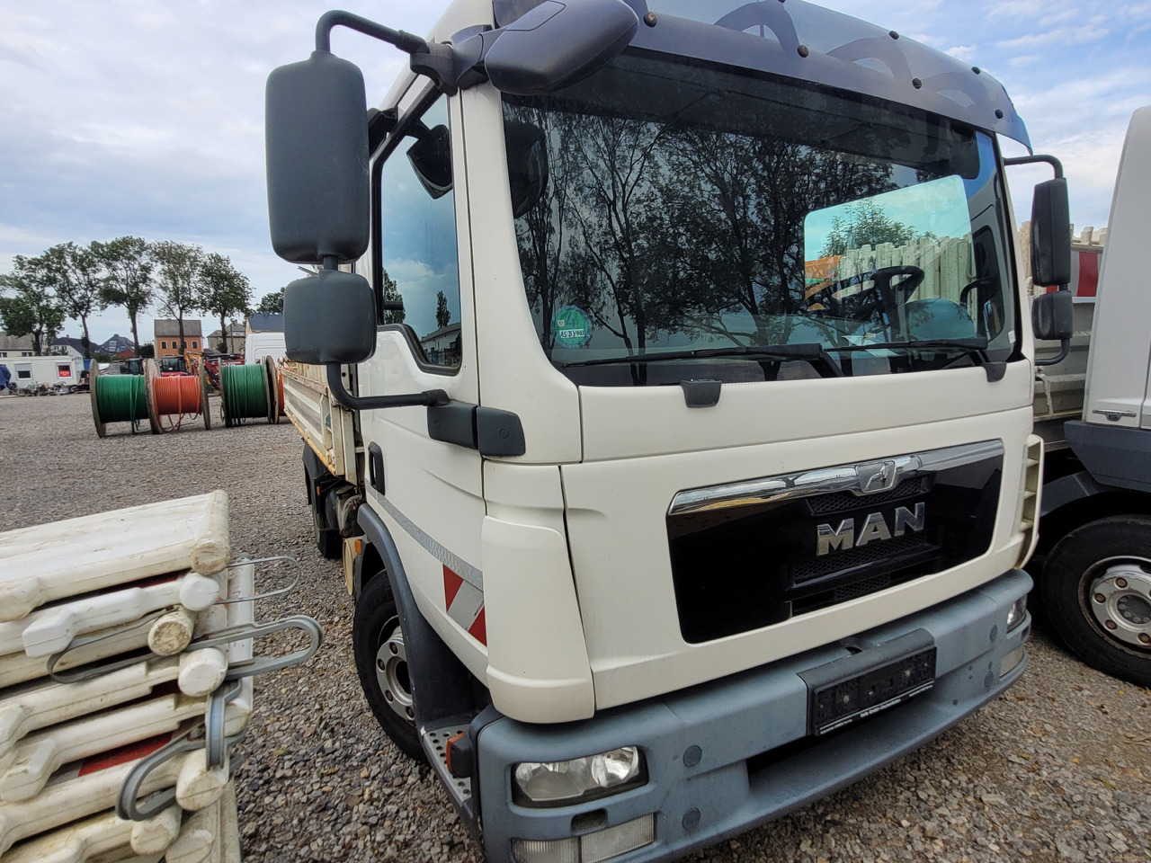 MAN TGL 8.220 - Camion benne: photos 2 MAN TGL 8.220 - Camion benne: photos 2