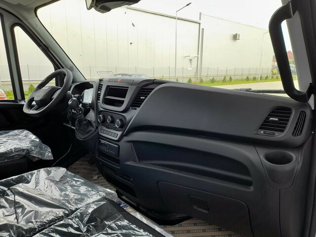 IVECO Daily 70C16H3.0 - D70C KLIMA+KOMFORT... - Châssis cabine, Véhicule utilitaire: photos 3 IVECO Daily 70C16H3.0 - D70C KLIMA+KOMFORT... - Châssis cabine, Véhicule utilitaire: photos 3