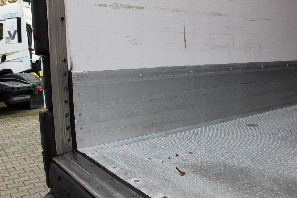 Lamberet TK SLXi Spectrum 2,65h Bi-Multi-Temp. TW LBW - Semi-remorque frigorifique: photos 4 Lamberet TK SLXi Spectrum 2,65h Bi-Multi-Temp. TW LBW - Semi-remorque frigorifique: photos 4