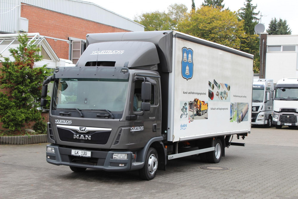 MAN TGL 8.220 Plane AHK 6,1 m Luft Klima - Camion à rideaux coulissants: photos 1 MAN TGL 8.220 Plane AHK 6,1 m Luft Klima - Camion à rideaux coulissants: photos 1