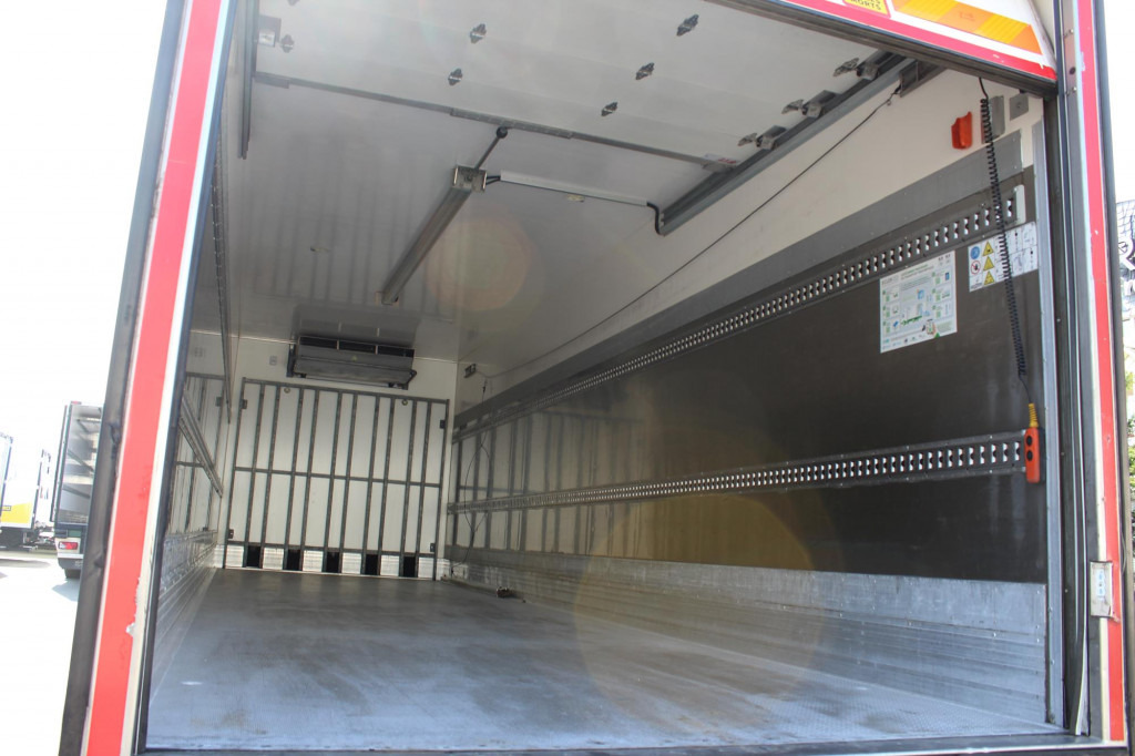 Camion frigorifique Renault D 320E6 Wide CS 1050 Strom Rolltor+LBW FRC Bett: photos 15