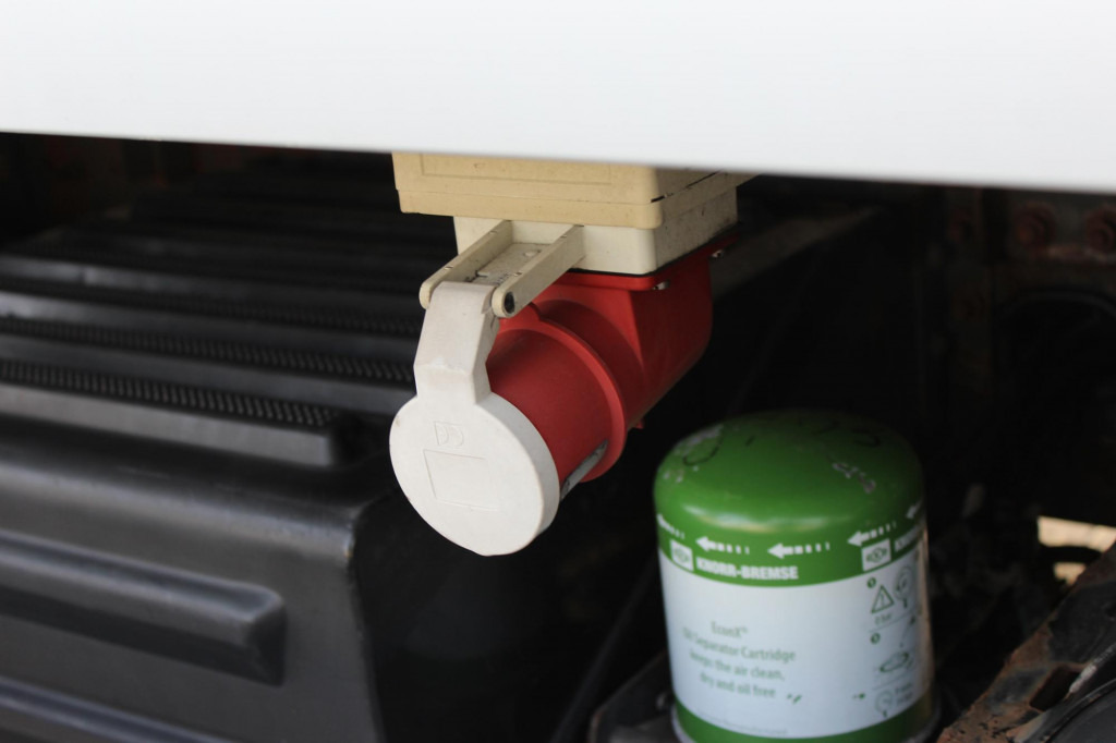 Renault Premium 450 DXi E5 TK TS300E LBW Sschlafkabine AHK - Camion frigorifique: photos 5 Renault Premium 450 DXi E5 TK TS300E LBW Sschlafkabine AHK - Camion frigorifique: photos 5