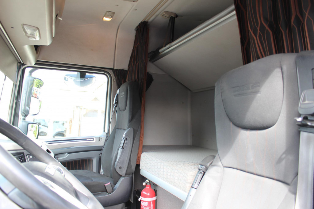 Daf XF 480 E6 Space Cab ACC LDW 2 Liegen - Tracteur routier: photos 4 Daf XF 480 E6 Space Cab ACC LDW 2 Liegen - Tracteur routier: photos 4