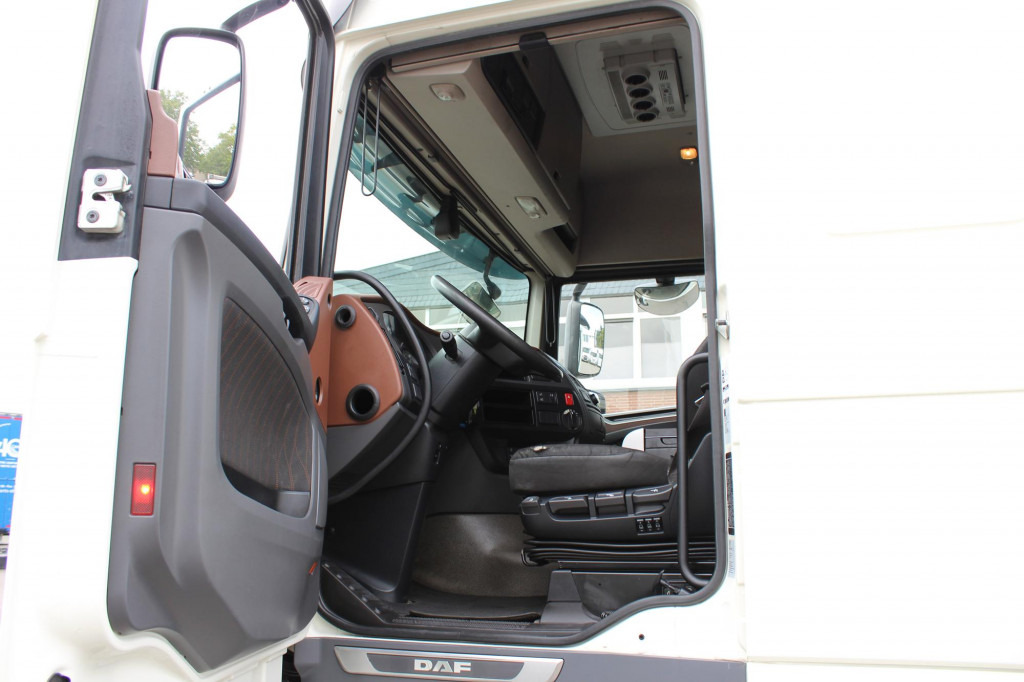 Daf XF 480 SC Retarder Standklima Kühlbox 2 Tanks - Tracteur routier: photos 3 Daf XF 480 SC Retarder Standklima Kühlbox 2 Tanks - Tracteur routier: photos 3