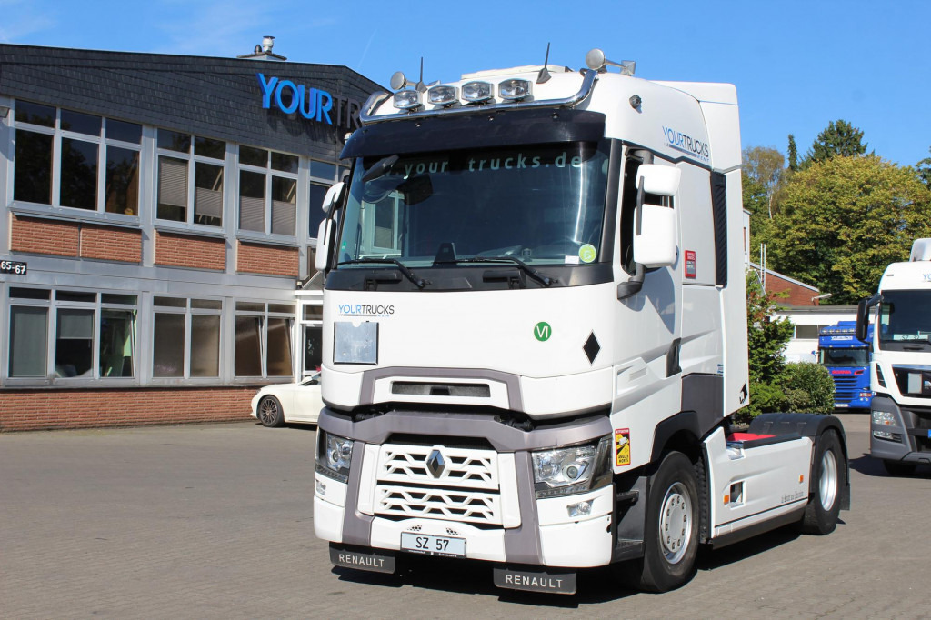 Renault T 520 E6 High Sleeper Retarder 2Tank Standklima - Tracteur routier: photos 1 Renault T 520 E6 High Sleeper Retarder 2Tank Standklima - Tracteur routier: photos 1