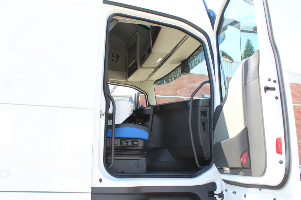 Tracteur routier Volvo FH 500 Globe XL  I-Park Cool  Navi  Miete-Rent!: photos 13