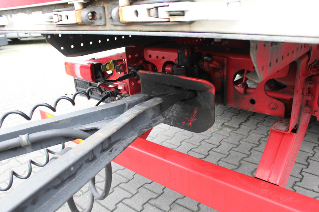 Mercedes-Benz Actros 2548 Koffer Retarder Schlafkab Kühlbox - Véhicule utilitaire: photos 3 Mercedes-Benz Actros 2548 Koffer Retarder Schlafkab Kühlbox - Véhicule utilitaire: photos 3