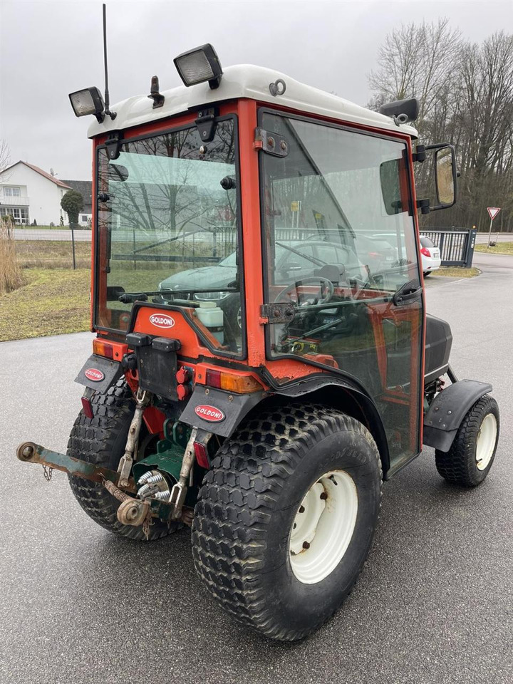 Goldoni IDEA 30HST Goldoni, Rasenmäher und Mulcher, Kabine, Frontkraftheber, Heckhubwerkanhängung - Tracteur agricole: photos 5 Goldoni IDEA 30HST Goldoni, Rasenmäher und Mulcher, Kabine, Frontkraftheber, Heckhubwerkanhängung - Tracteur agricole: photos 5