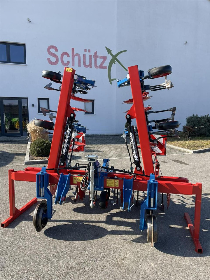 Hatzenbichler Hackgerät, Mais, 6 - reihig, 75 cm, TOP ZUSTAND, Hatzebichler - Outils du sol: photos 1 Hatzenbichler Hackgerät, Mais, 6 - reihig, 75 cm, TOP ZUSTAND, Hatzebichler - Outils du sol: photos 1