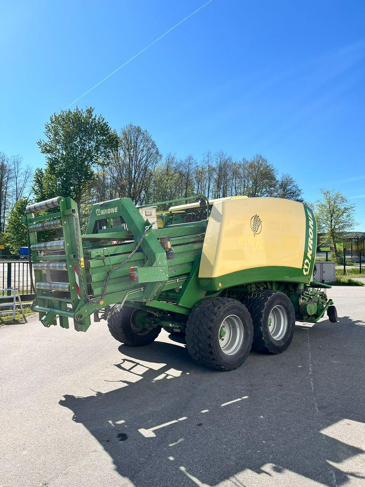Krone Big Pack 1270 XC Multi Bale - Presse à balles cubiques: photos 4 Krone Big Pack 1270 XC Multi Bale - Presse à balles cubiques: photos 4