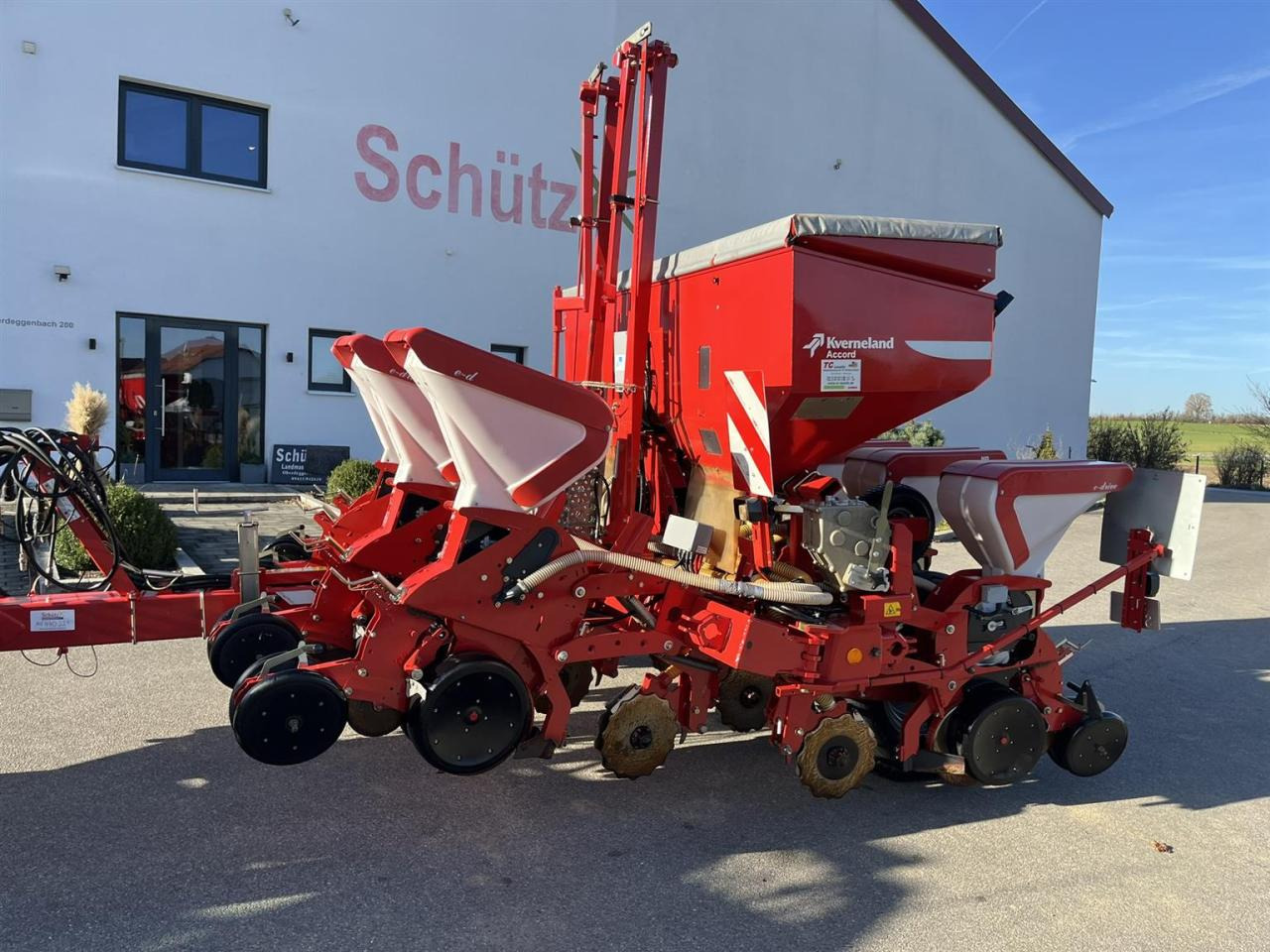 Kverneland Optima HD, e-Drive mit Section Control und Düngeeinrichtung, Baujahr 2016 - Semoir monograine: photos 2 Kverneland Optima HD, e-Drive mit Section Control und Düngeeinrichtung, Baujahr 2016 - Semoir monograine: photos 2