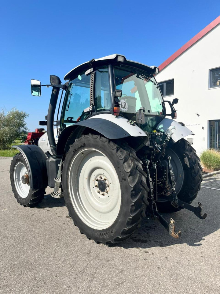 Lamborghini R6.140 DCR mit Frontzapfwelle und Frontkraftheber, Pflegeschlepper - Tracteur agricole: photos 3 Lamborghini R6.140 DCR mit Frontzapfwelle und Frontkraftheber, Pflegeschlepper - Tracteur agricole: photos 3