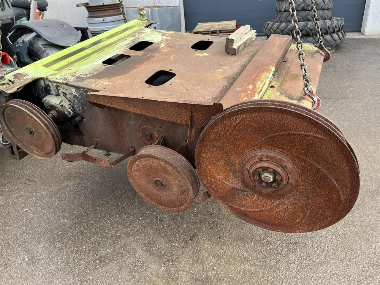 CLAAS Lexion 750 gebrauchter Einzugschacht, Schrägförderer aus Brandmaschine - Pièces de rechange pour Moissonneuse-batteuse: photos 4 CLAAS Lexion 750 gebrauchter Einzugschacht, Schrägförderer aus Brandmaschine - Pièces de rechange pour Moissonneuse-batteuse: photos 4