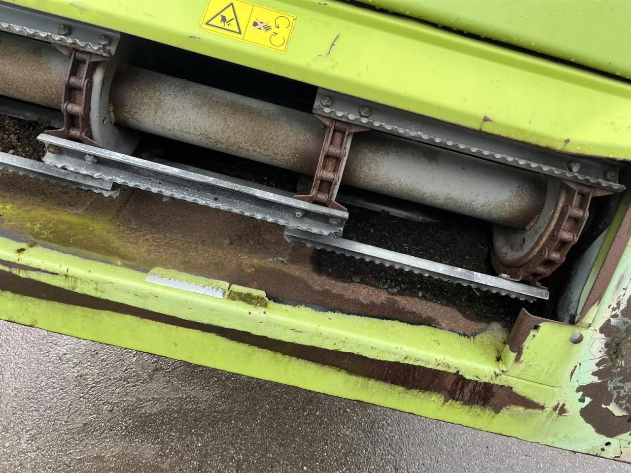CLAAS Lexion 750 gebrauchter Einzugschacht, Schrägförderer aus Brandmaschine - Pièces de rechange pour Moissonneuse-batteuse: photos 2 CLAAS Lexion 750 gebrauchter Einzugschacht, Schrägförderer aus Brandmaschine - Pièces de rechange pour Moissonneuse-batteuse: photos 2