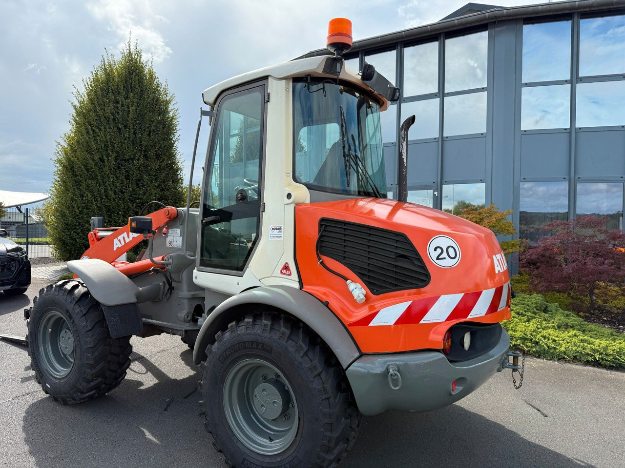 Atlas AR 80 hydr. SW , Palettengabel - Chargeuse sur pneus: photos 1 Atlas AR 80 hydr. SW , Palettengabel - Chargeuse sur pneus: photos 1