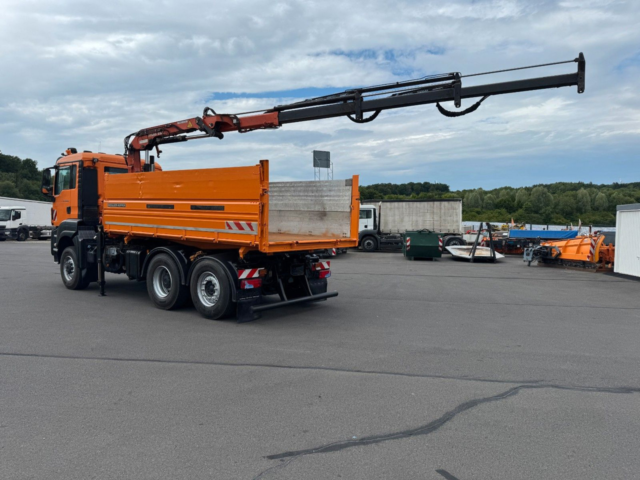 MAN TGS 28.400 6x4-4 BL Kipper / Kran / Winterdienst - Camion benne, Camion grue: photos 2 MAN TGS 28.400 6x4-4 BL Kipper / Kran / Winterdienst - Camion benne, Camion grue: photos 2