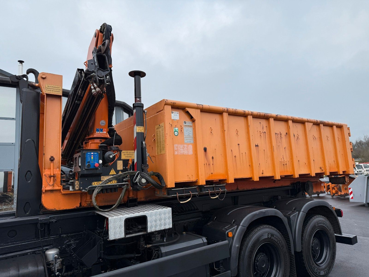 MAN TGS 33.400 6x6 Blattfederung Original 120500 km - Camion ampliroll: photos 5 MAN TGS 33.400 6x6 Blattfederung Original 120500 km - Camion ampliroll: photos 5