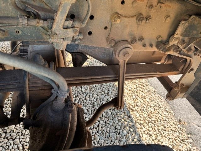 Mercedes-Benz Actros 1831 4x4 Kipper - Kran- Kupplung- Blattfe - Camion benne, Camion grue: photos 4 Mercedes-Benz Actros 1831 4x4 Kipper - Kran- Kupplung- Blattfe - Camion benne, Camion grue: photos 4