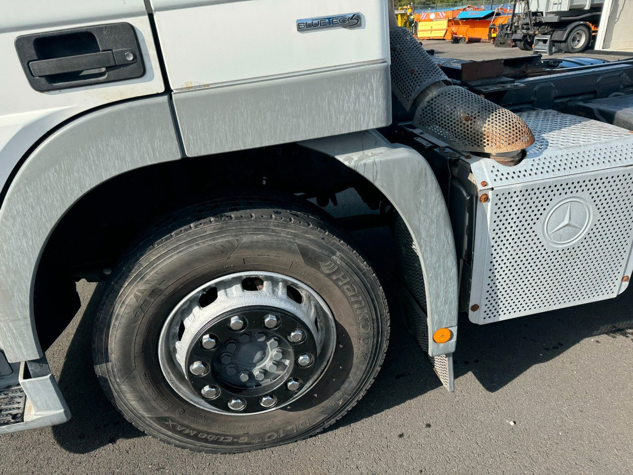 Mercedes-Benz Actros 2532 6x2 Fahrgestell Mercedes-Benz Actros 2532 6x2 Fahrgestell - Châssis cabine: photos 2 Mercedes-Benz Actros 2532 6x2 Fahrgestell Mercedes-Benz Actros 2532 6x2 Fahrgestell - Châssis cabine: photos 2
