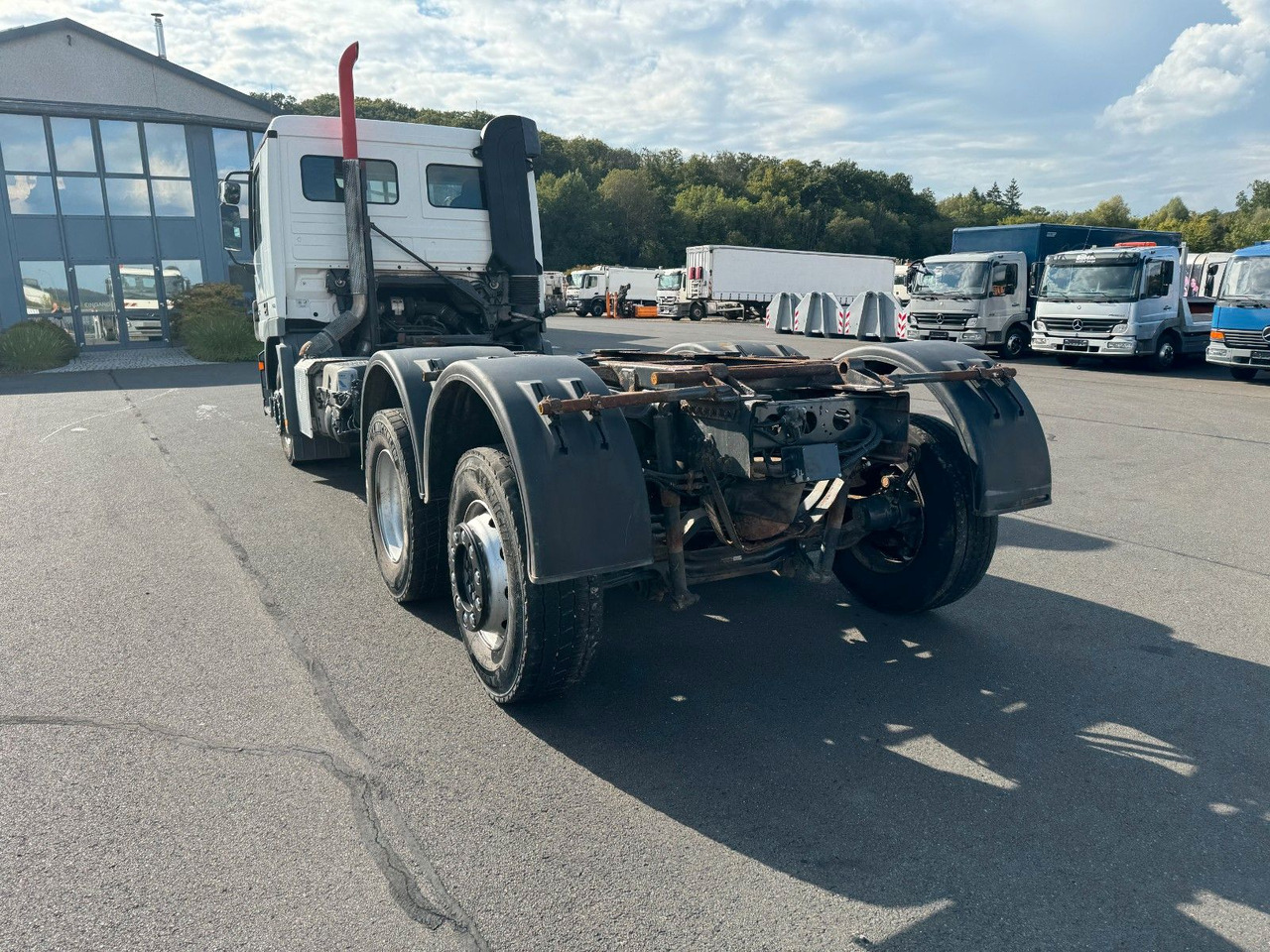 Mercedes-Benz Actros 2532 6x2 Fahrgestell Mercedes-Benz Actros 2532 6x2 Fahrgestell - Châssis cabine: photos 4 Mercedes-Benz Actros 2532 6x2 Fahrgestell Mercedes-Benz Actros 2532 6x2 Fahrgestell - Châssis cabine: photos 4