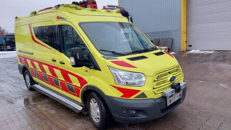 FORD TRANSIT 2,0TDI AMBULANCE KLIMA 1.2018 EURO 6, 3 UNITS - Ambulance: photos 4 FORD TRANSIT 2,0TDI AMBULANCE KLIMA 1.2018 EURO 6, 3 UNITS - Ambulance: photos 4