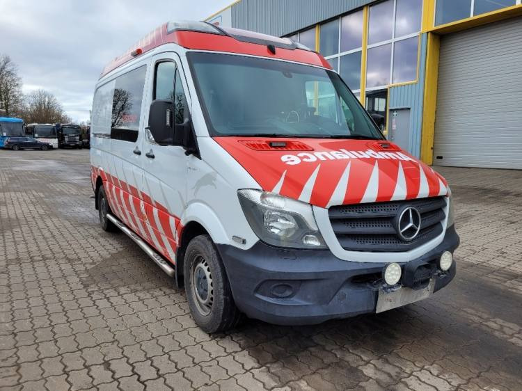MERCEDES – BENZ SPRINTER 319 3.0D AMBULANCE (PROFILE) KLIMA, 6.2017, EURO 6 - Ambulance: photos 1 MERCEDES – BENZ SPRINTER 319 3.0D AMBULANCE (PROFILE) KLIMA, 6.2017, EURO 6 - Ambulance: photos 1