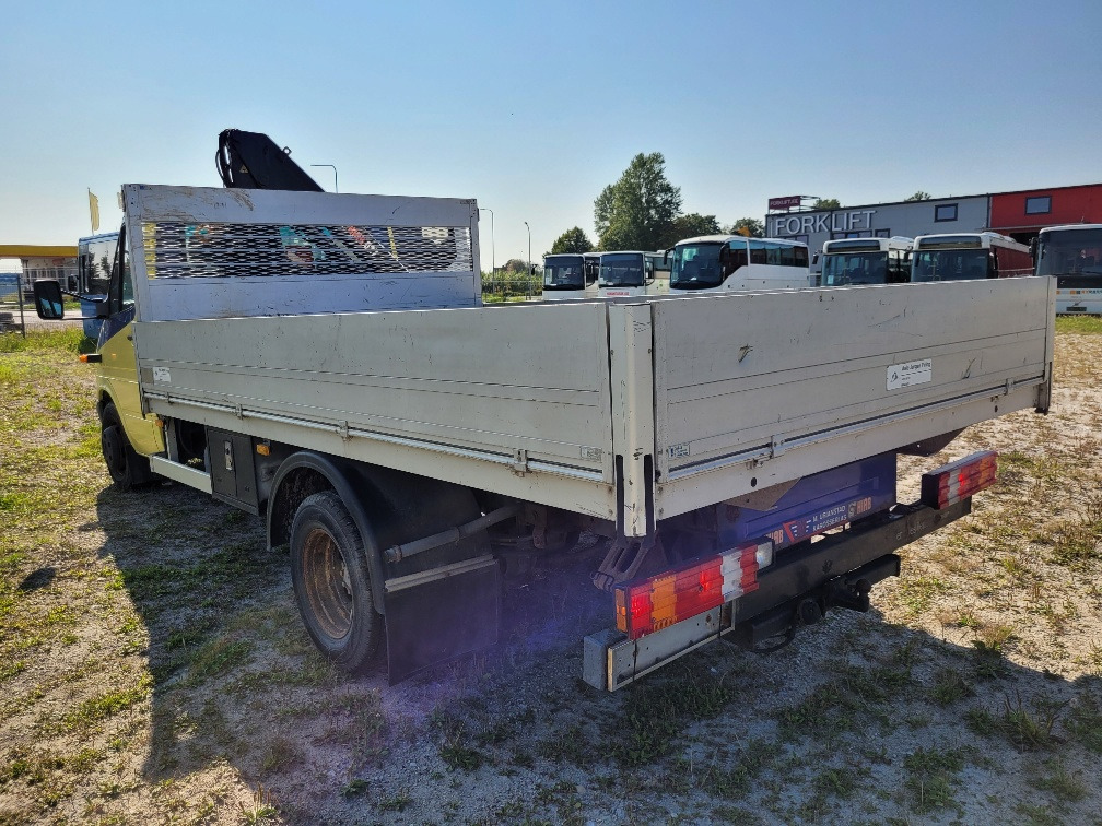 MERCEDES – BENZ SPRINTER 616CDI HIAB 027-2 Crane 10.2004 - Utilitaire plateau: photos 4 MERCEDES – BENZ SPRINTER 616CDI HIAB 027-2 Crane 10.2004 - Utilitaire plateau: photos 4