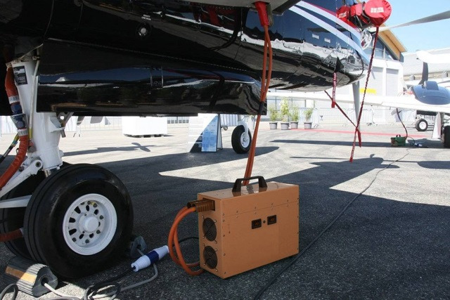 Groupe électrogène au sol neuf AirBusiness GSE ABC 400-28DC: photos 7 Groupe électrogène au sol neuf AirBusiness GSE ABC 400-28DC: photos 7