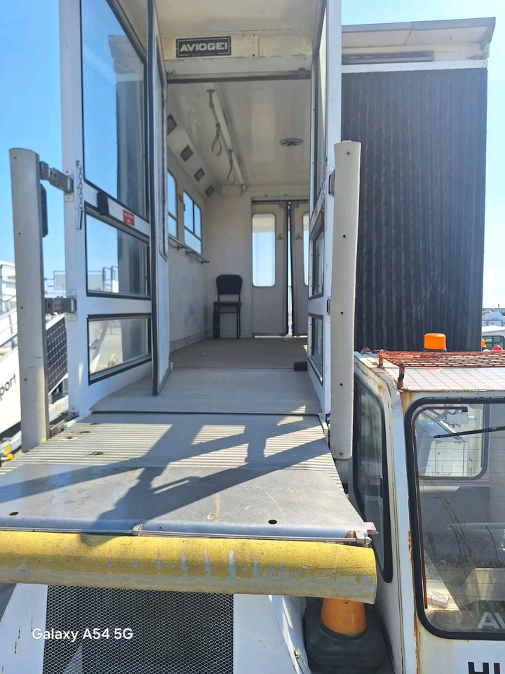 Aviogei EAU1000 - Ambulift: photos 2 Aviogei EAU1000 - Ambulift: photos 2