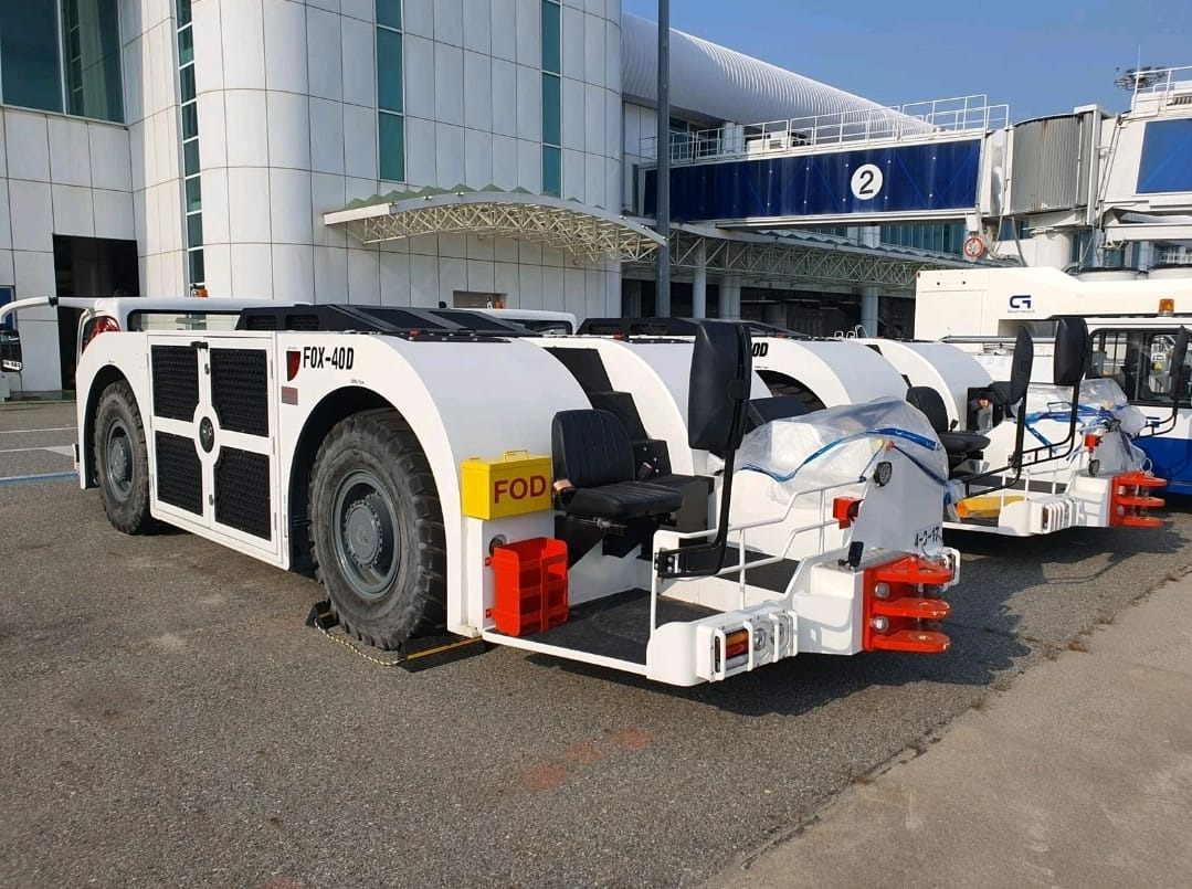 BlissFox - ABC 40D - Tracteur d'avions: photos 3 BlissFox - ABC 40D - Tracteur d'avions: photos 3