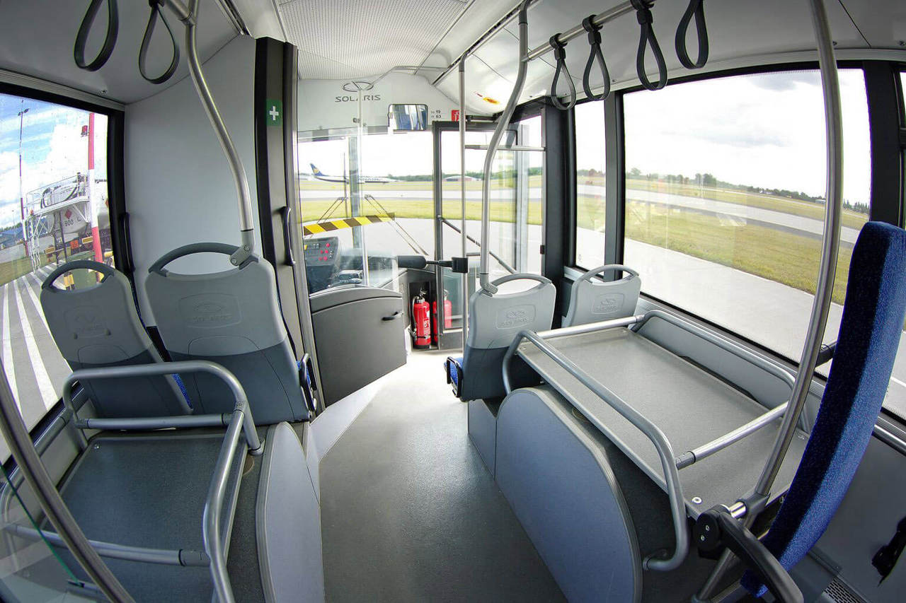 Solaris Urbino 12 - Bus de l'aéroport: photos 2 Solaris Urbino 12 - Bus de l'aéroport: photos 2