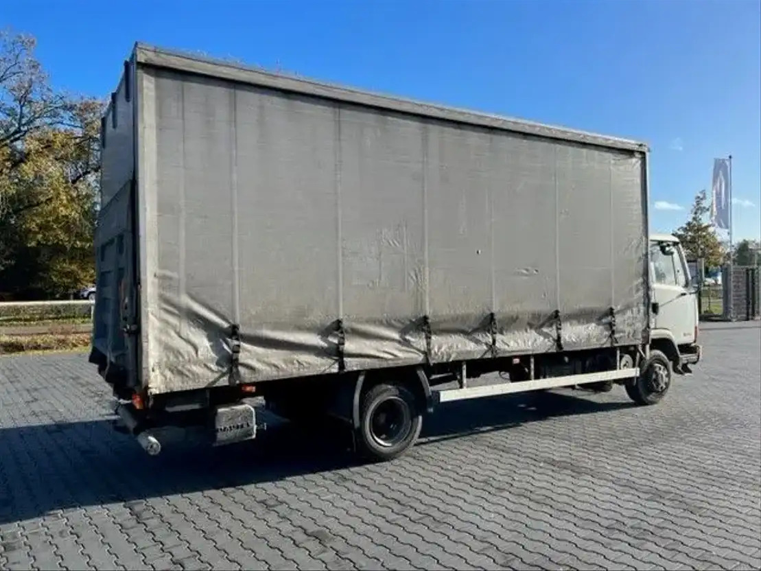 DAF LF 45.160 FA45.160 - Camion à rideaux coulissants: photos 3 DAF LF 45.160 FA45.160 - Camion à rideaux coulissants: photos 3