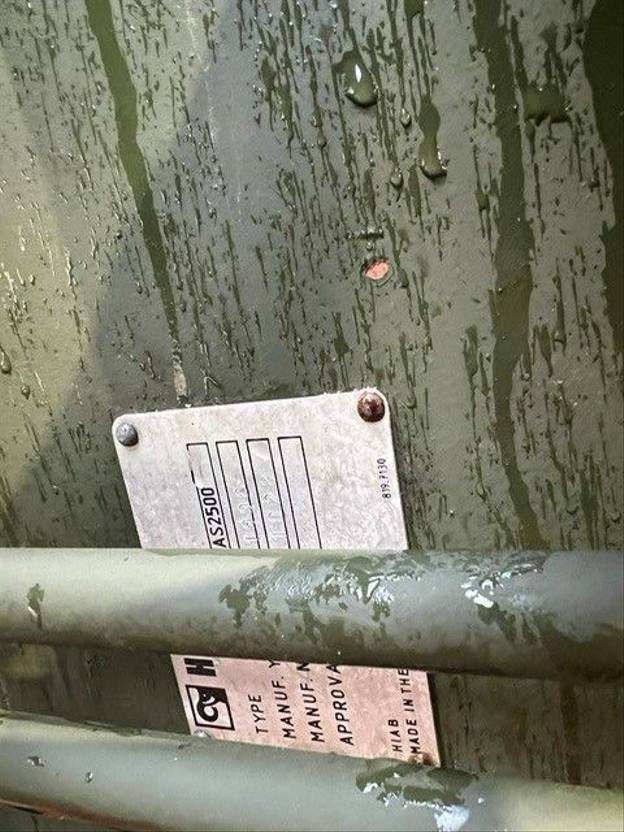 Hiab AS 2500 Uitschuif mast voor zend mast/antenne - Grue auxiliaire pour Camion: photos 3 Hiab AS 2500 Uitschuif mast voor zend mast/antenne - Grue auxiliaire pour Camion: photos 3