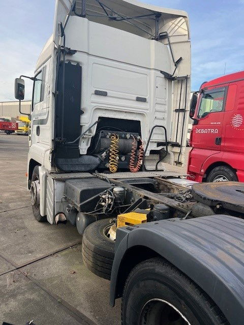 MAN TGA 18.360 TGA18.360 - Tracteur routier: photos 4 MAN TGA 18.360 TGA18.360 - Tracteur routier: photos 4