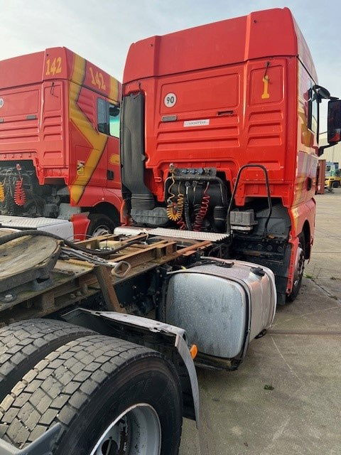 MAN TGX 18.440 .440 Euro5 - Tracteur routier: photos 3 MAN TGX 18.440 .440 Euro5 - Tracteur routier: photos 3