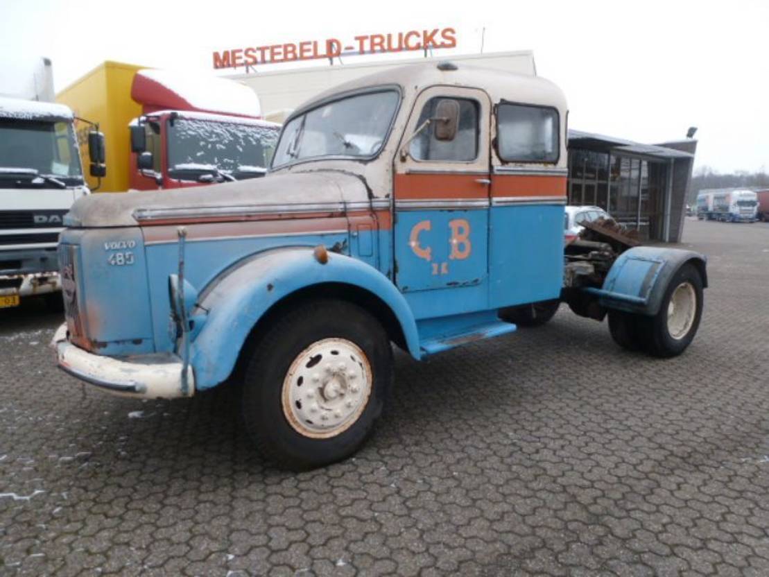 Volvo L485 L 485 - Tracteur routier: photos 1 Volvo L485 L 485 - Tracteur routier: photos 1