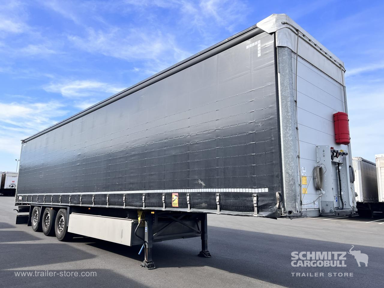 SCHMITZ Curtainsider Standard - Semi-remorque rideaux coulissants: photos 1 SCHMITZ Curtainsider Standard - Semi-remorque rideaux coulissants: photos 1