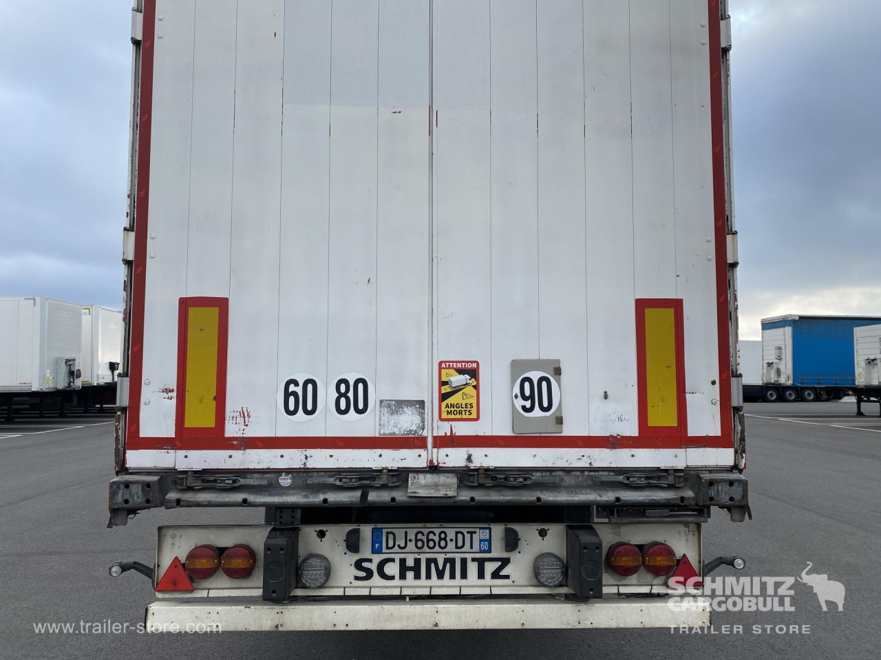 Semi-remorque rideaux coulissants SCHMITZ Curtainsider Standard: photos 11 Semi-remorque rideaux coulissants SCHMITZ Curtainsider Standard: photos 11
