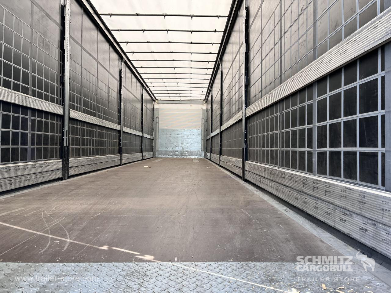 SCHMITZ Curtainsider Standard - Semi-remorque rideaux coulissants: photos 3 SCHMITZ Curtainsider Standard - Semi-remorque rideaux coulissants: photos 3