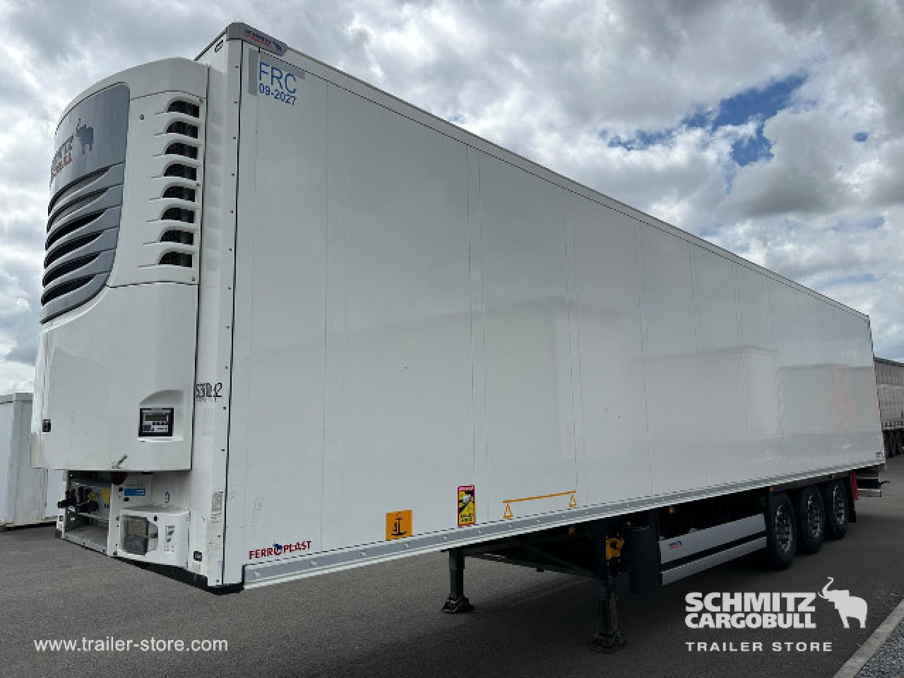SCHMITZ Reefer Standard Double deck - Semi-remorque isothermique: photos 2 SCHMITZ Reefer Standard Double deck - Semi-remorque isothermique: photos 2