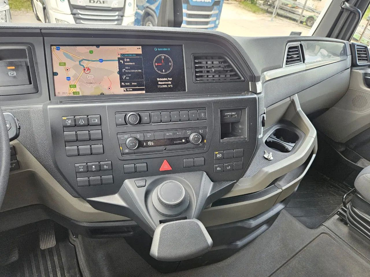 Camion porte-conteneur/ Caisse mobile MAN TGX 26.470 XXL BDF 6x2 2 units, NAVI, Lift Axle: photos 11 Camion porte-conteneur/ Caisse mobile MAN TGX 26.470 XXL BDF 6x2 2 units, NAVI, Lift Axle: photos 11