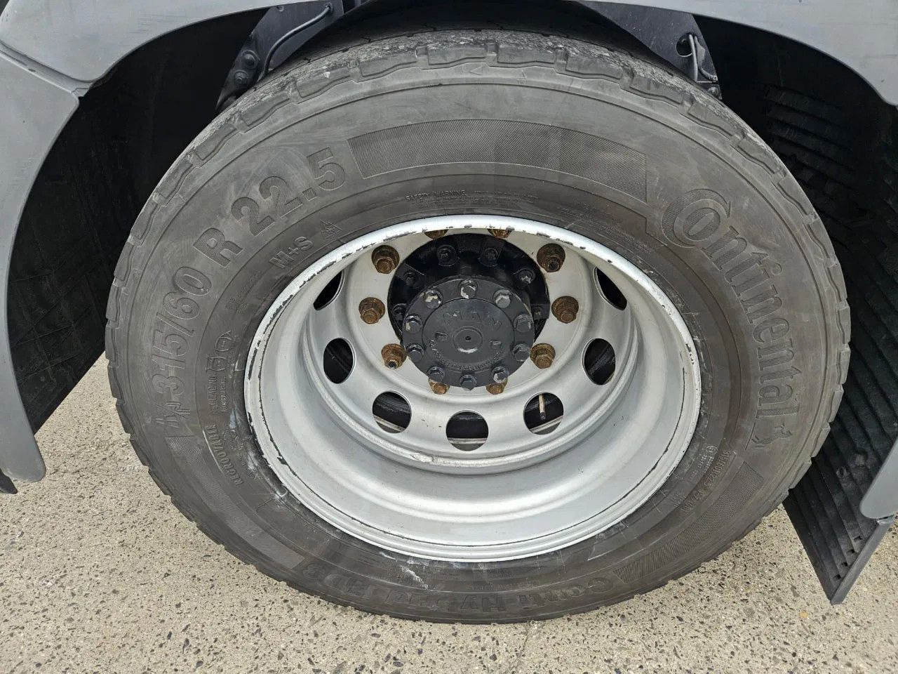 Camion porte-conteneur/ Caisse mobile MAN TGX 26.470 XXL BDF 6x2 2 units, NAVI, Lift Axle: photos 20 Camion porte-conteneur/ Caisse mobile MAN TGX 26.470 XXL BDF 6x2 2 units, NAVI, Lift Axle: photos 20