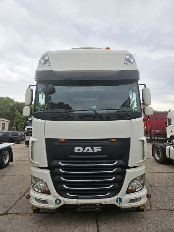 DAF XF 460 SSC, Intarder, New Smart2 Tachograph, Sta - Tracteur routier: photos 5 DAF XF 460 SSC, Intarder, New Smart2 Tachograph, Sta - Tracteur routier: photos 5