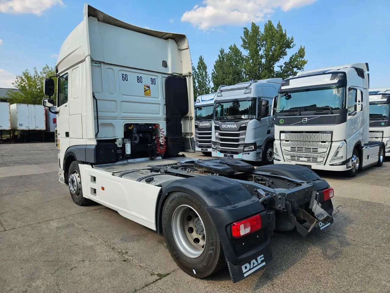 DAF XF 480 SSC-Standard-StandKlima-4 Units-4 new tir - Tracteur routier: photos 4 DAF XF 480 SSC-Standard-StandKlima-4 Units-4 new tir - Tracteur routier: photos 4